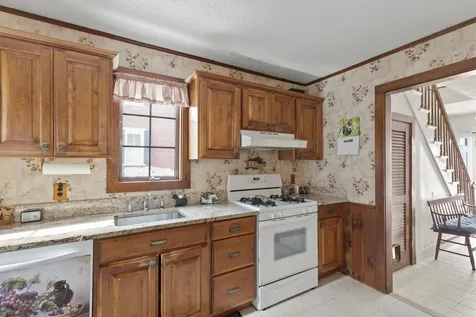 112 New Castle Avenue Portsmouth NH 03801