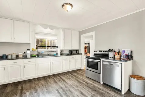 4 Haskell Avenue Rochester NH 03867