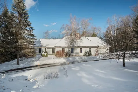 82 Quarry Road New London NH 03257