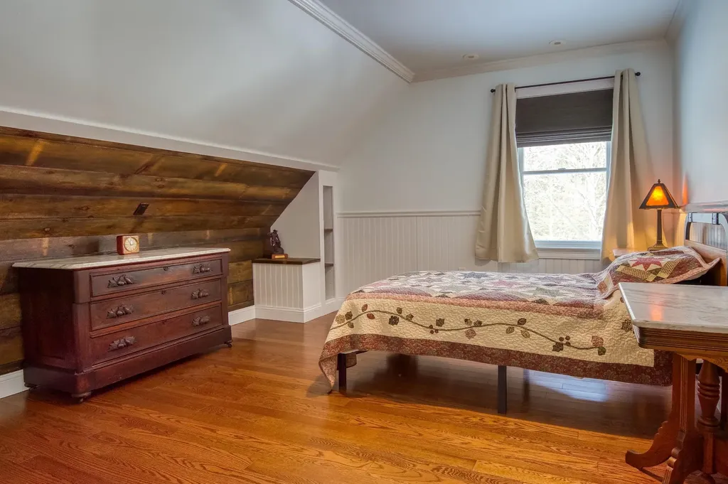 264 Forest Road Wolfeboro NH 03894