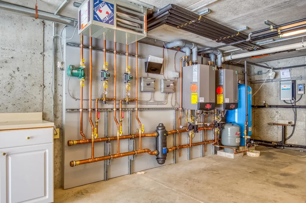 264 Forest Road Wolfeboro NH 03894