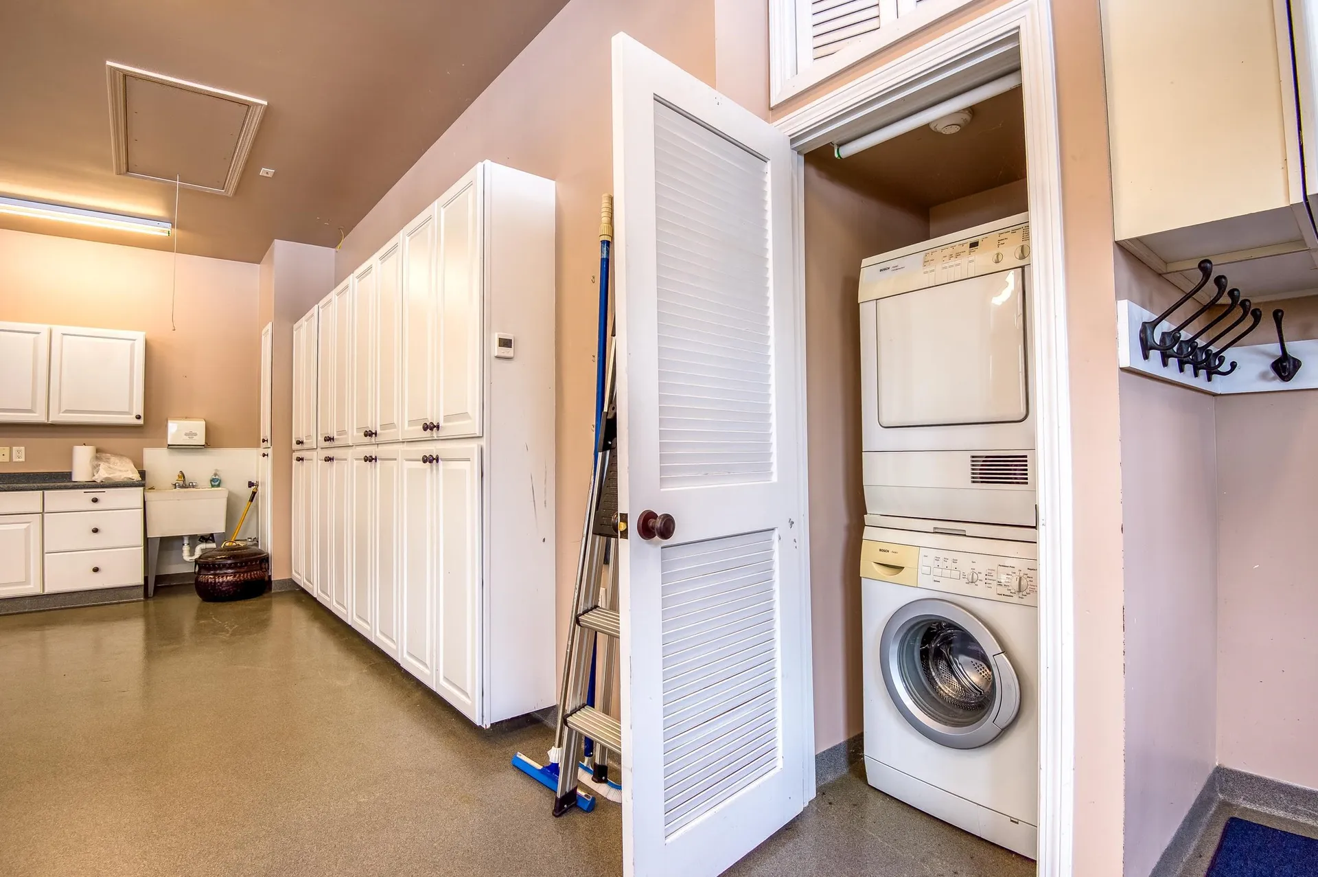 264 Forest Road Wolfeboro NH 03894