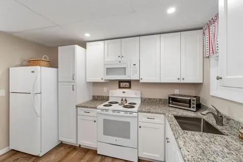 680 North Main Street Wolfeboro NH 03894