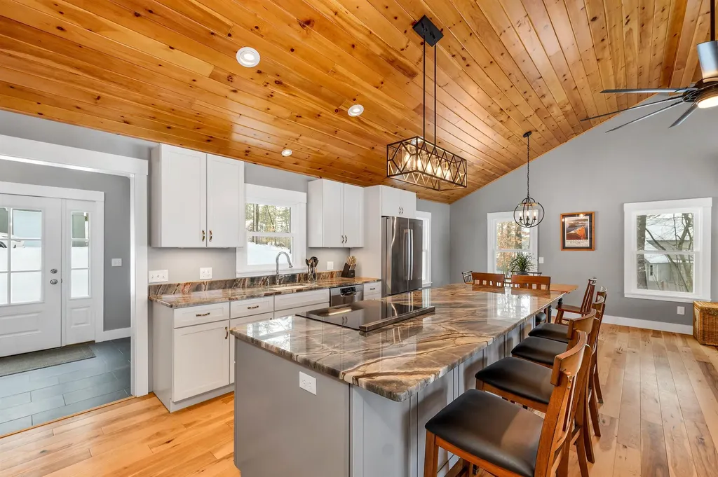 228 Mcmanus Road Wolfeboro NH 03894