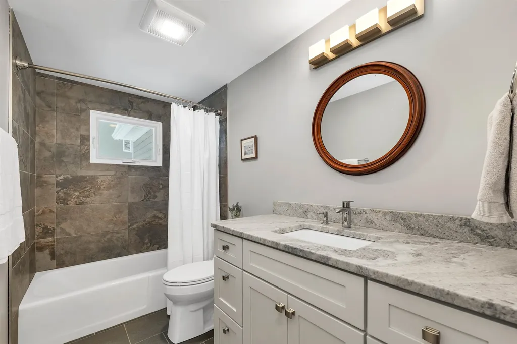 228 Mcmanus Road Wolfeboro NH 03894