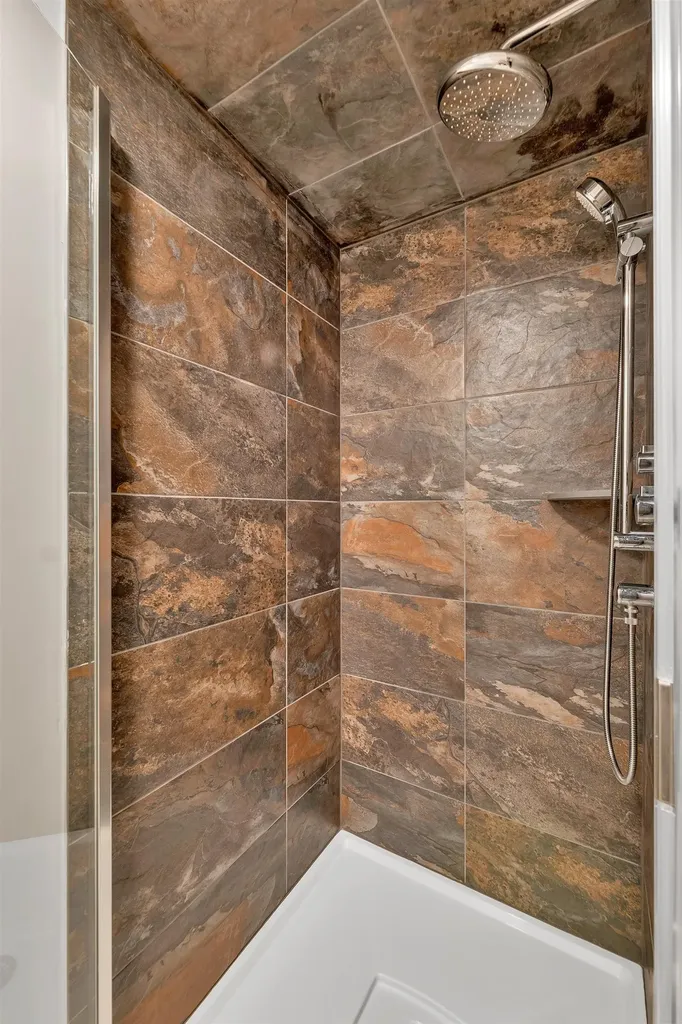 228 Mcmanus Road Wolfeboro NH 03894