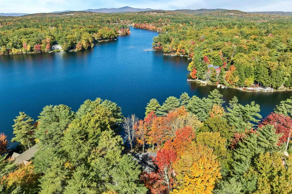 228 Mcmanus Road Wolfeboro NH 03894