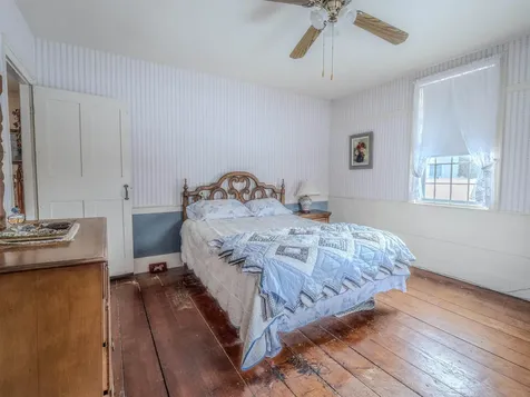 95 On The Green Poultney VT 05764