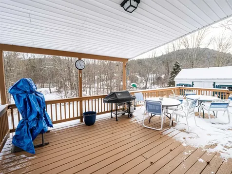 95 On The Green Poultney VT 05764