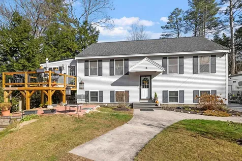 6 Boulder Pass Hillsborough NH 03244