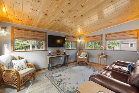 6 Boulder Pass Hillsborough NH 03244