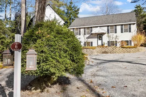 6 Boulder Pass Hillsborough NH 03244