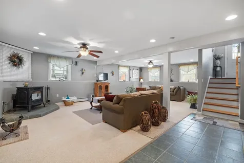 6 Boulder Pass Hillsborough NH 03244