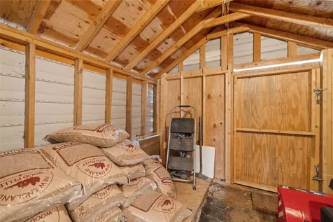 6 Boulder Pass Hillsborough NH 03244