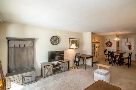 19 Saco Street Conway NH 03813