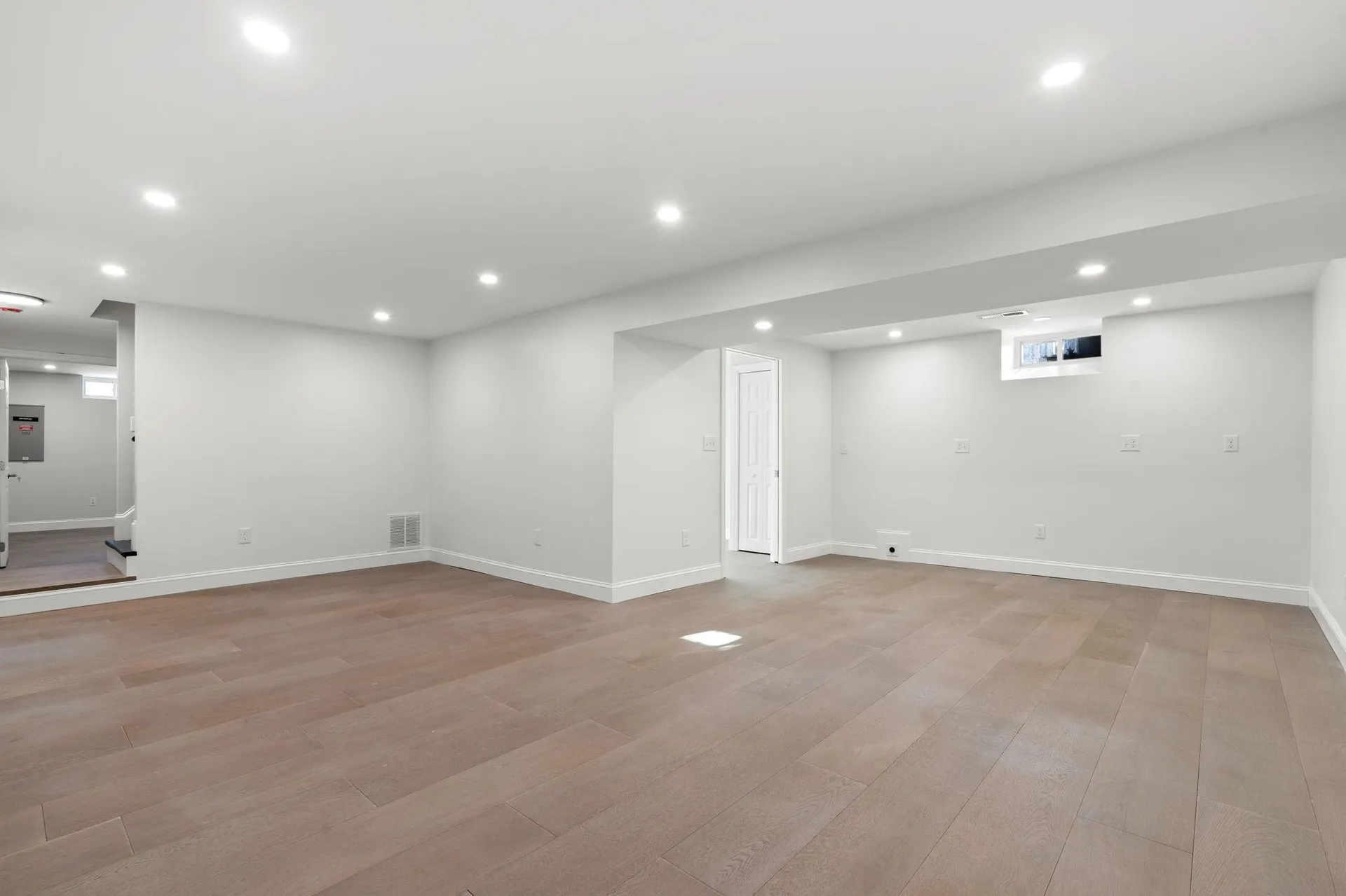 8 Spruce Street Hudson NH 03051