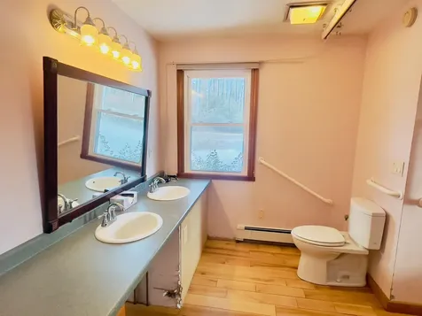 789 Brattleboro Road Hinsdale NH 03451