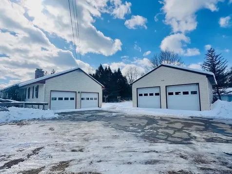 789 Brattleboro Road Hinsdale NH 03451
