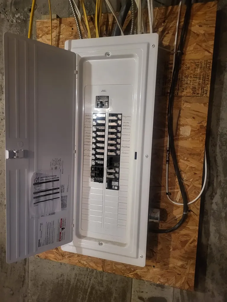 87 Champagne Circle Campton NH 03223