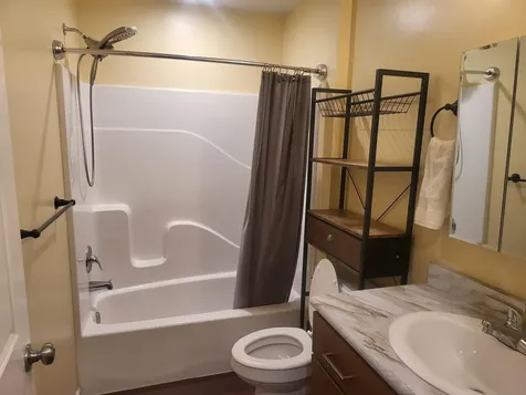 87 Champagne Circle Campton NH 03223