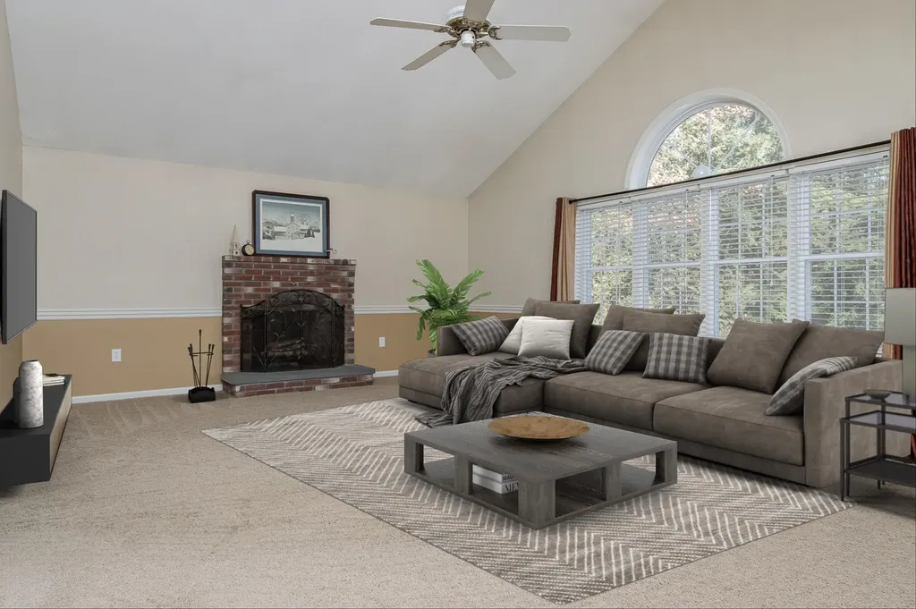 29 Colonial Drive Londonderry NH 03053