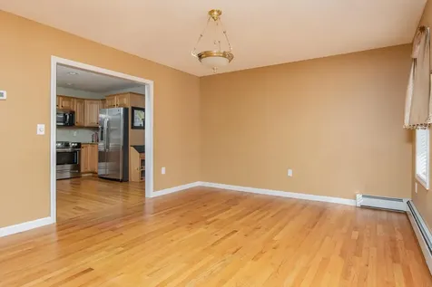 29 Colonial Drive Londonderry NH 03053