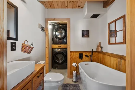 17 Cals Hill Road Thornton NH 03285