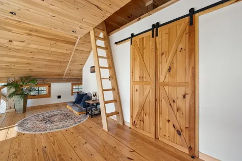 17 Cals Hill Road Thornton NH 03285