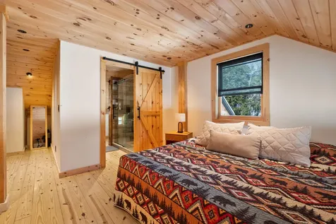 17 Cals Hill Road Thornton NH 03285