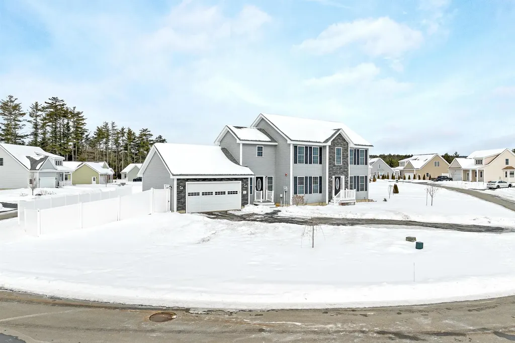 37 Rolling Hills Drive Tilton NH 03276