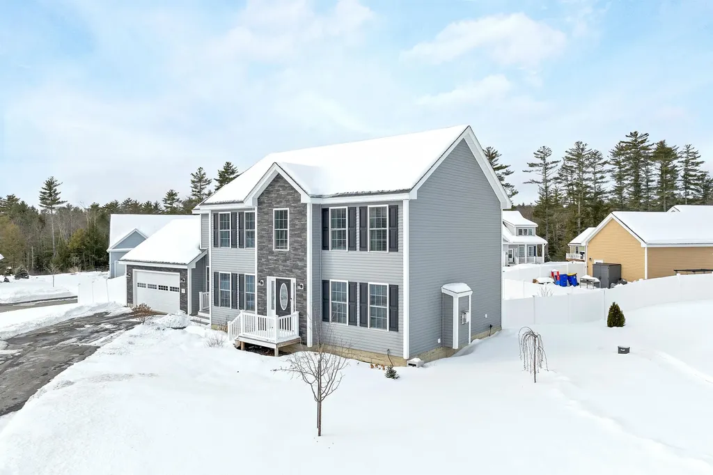 37 Rolling Hills Drive Tilton NH 03276