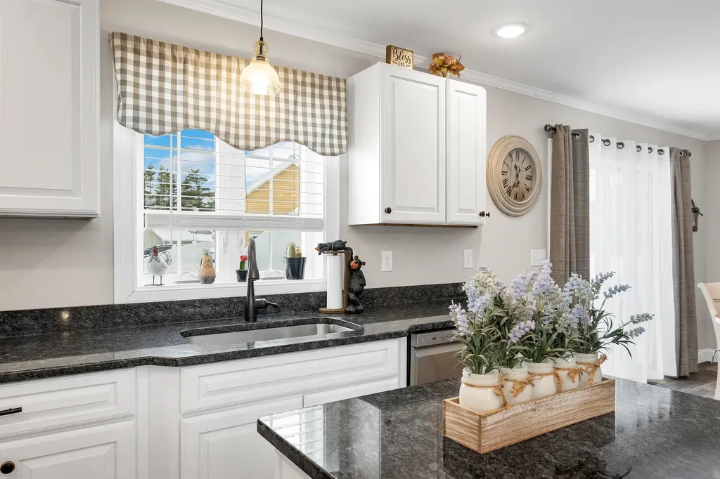 37 Rolling Hills Drive Tilton NH 03276