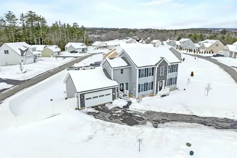 37 Rolling Hills Drive Tilton NH 03276