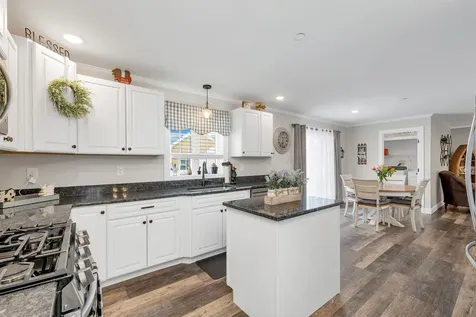 37 Rolling Hills Drive Tilton NH 03276