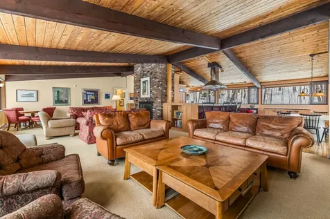 13 Windtree Road Winhall VT 05340