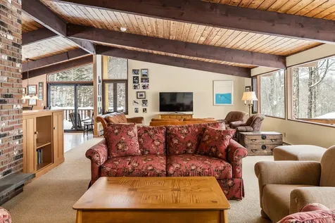 13 Windtree Road Winhall VT 05340