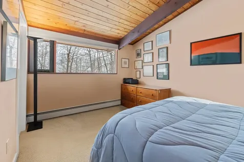 13 Windtree Road Winhall VT 05340