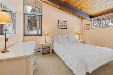 13 Windtree Road Winhall VT 05340
