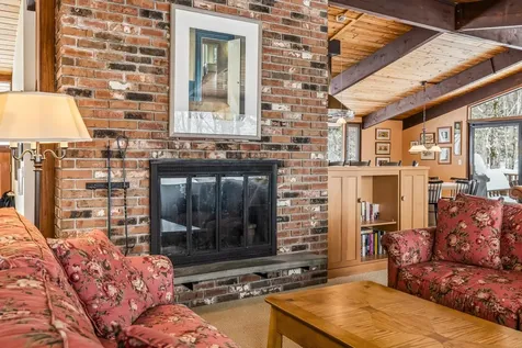 13 Windtree Road Winhall VT 05340