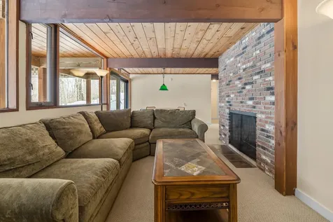 13 Windtree Road Winhall VT 05340