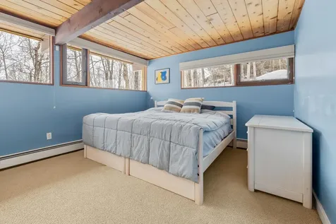 13 Windtree Road Winhall VT 05340