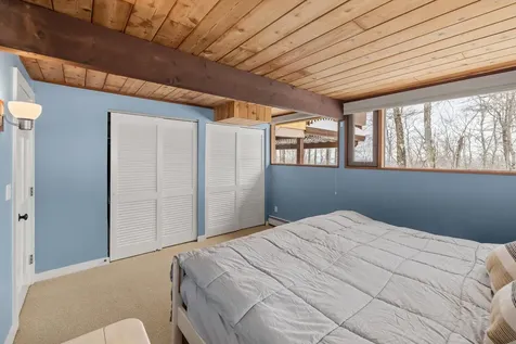 13 Windtree Road Winhall VT 05340