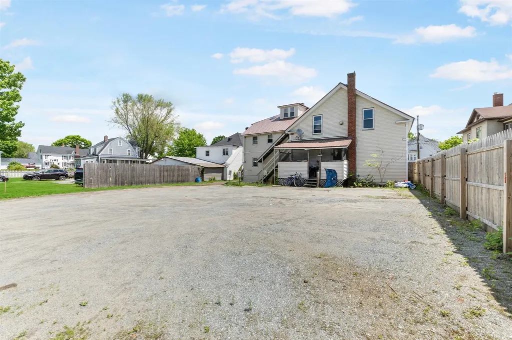 2733 Dartmouth College Highway Haverhill NH 03774