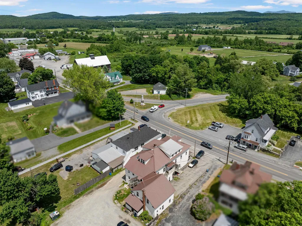 2733 Dartmouth College Highway Haverhill NH 03774