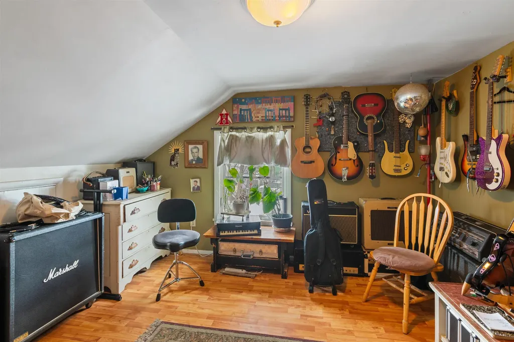 35 Saint Mary's Street Burlington VT 05401