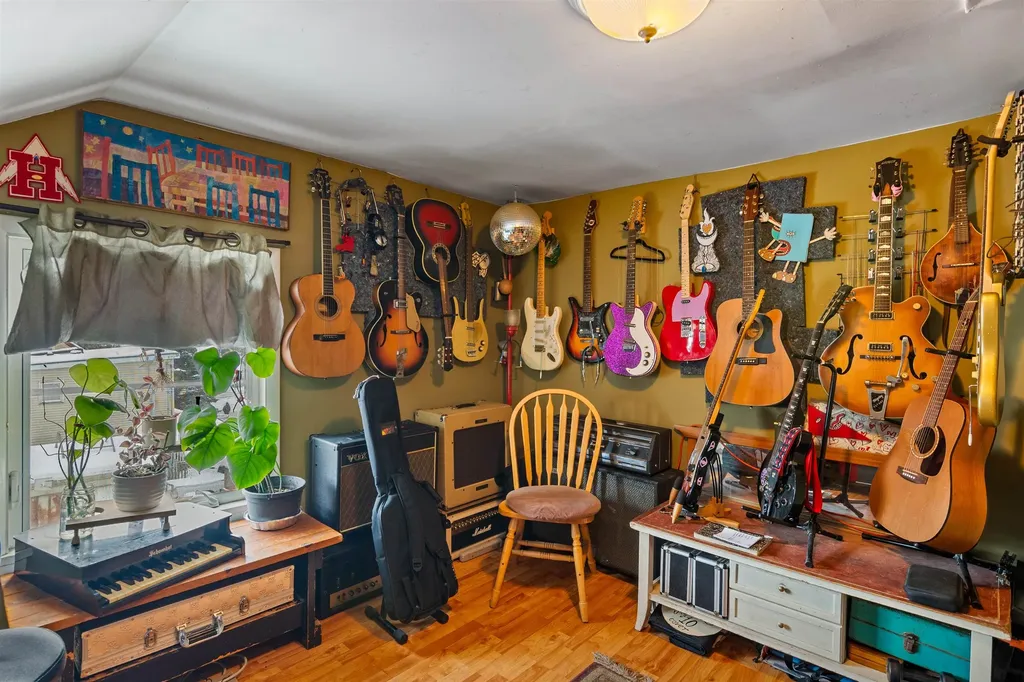 35 Saint Mary's Street Burlington VT 05401