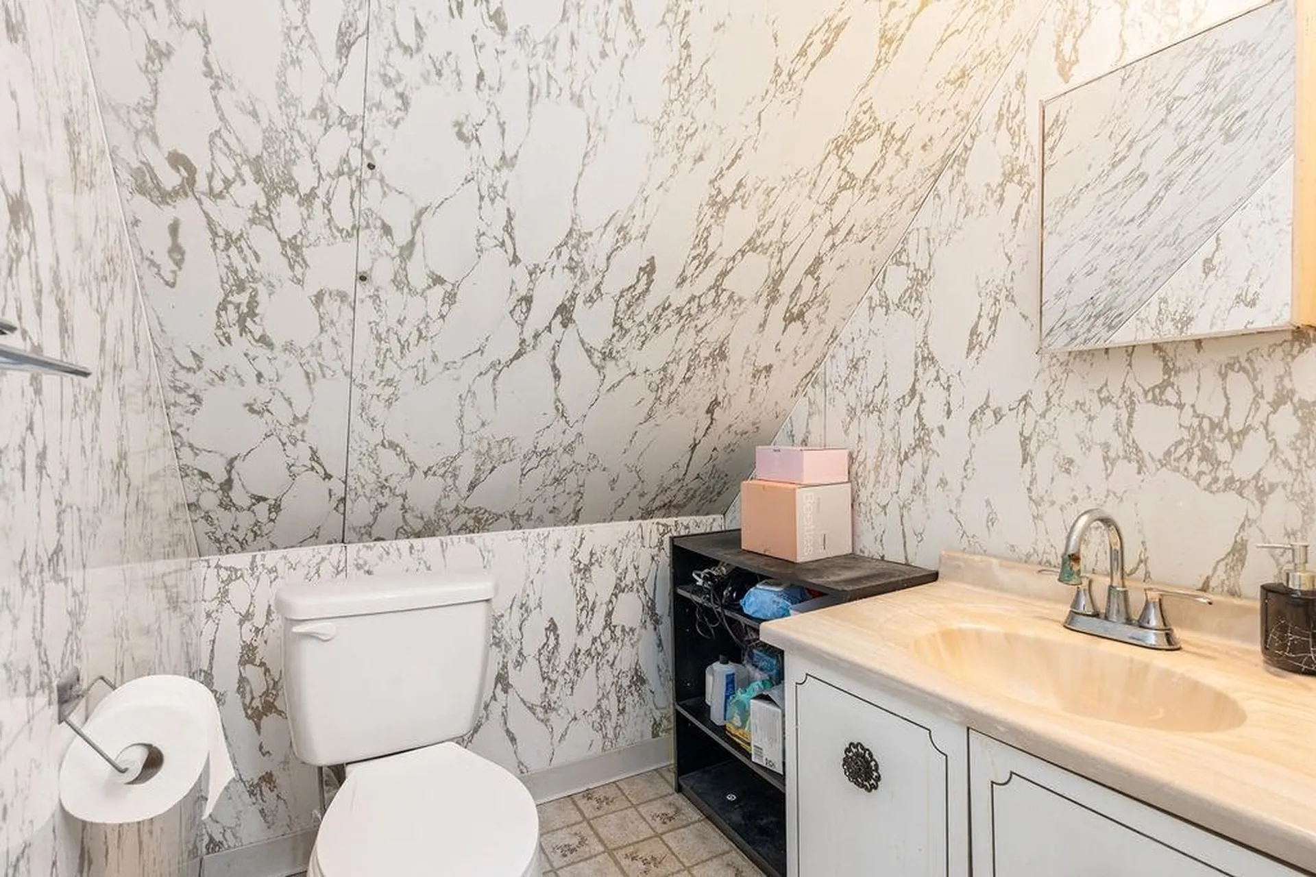 40 Parade Circle Barnstead NH 03218