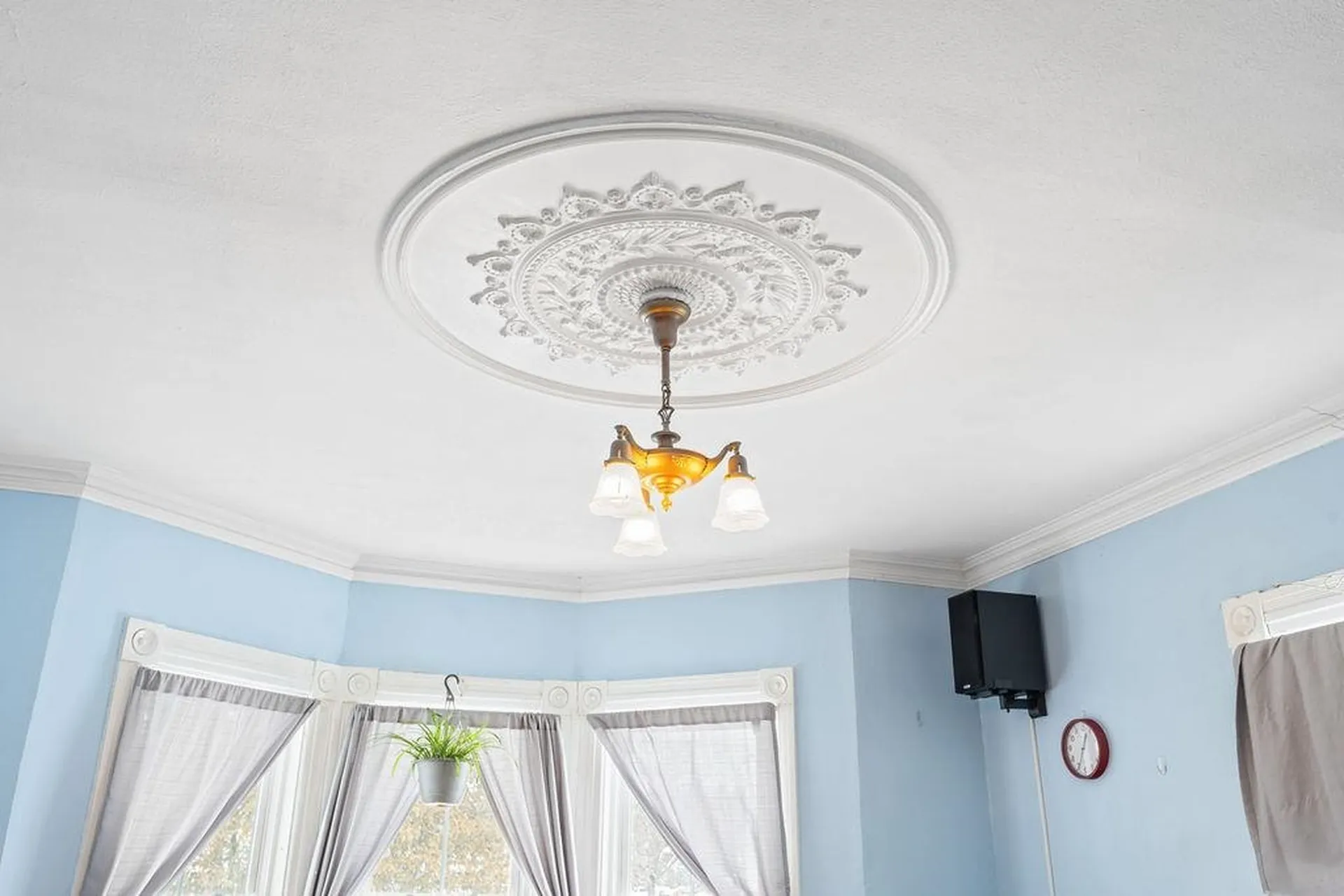 40 Parade Circle Barnstead NH 03218