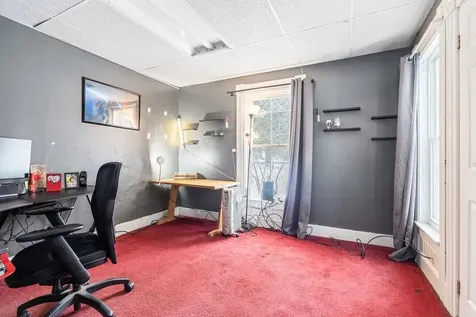 40 Parade Circle Barnstead NH 03218