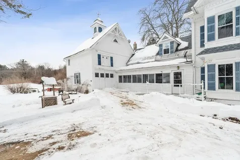 40 Parade Circle Barnstead NH 03218